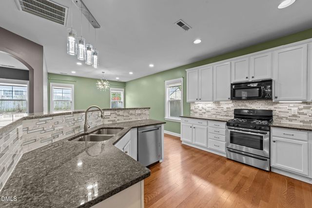 842 New Charleston Drive, Fuquay Varina, NC 27526