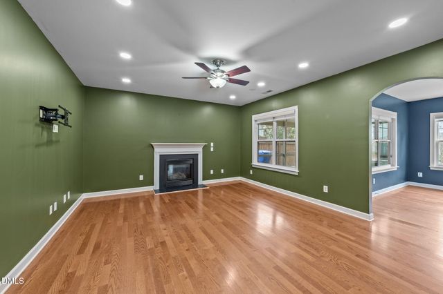 842 New Charleston Drive, Fuquay Varina, NC 27526