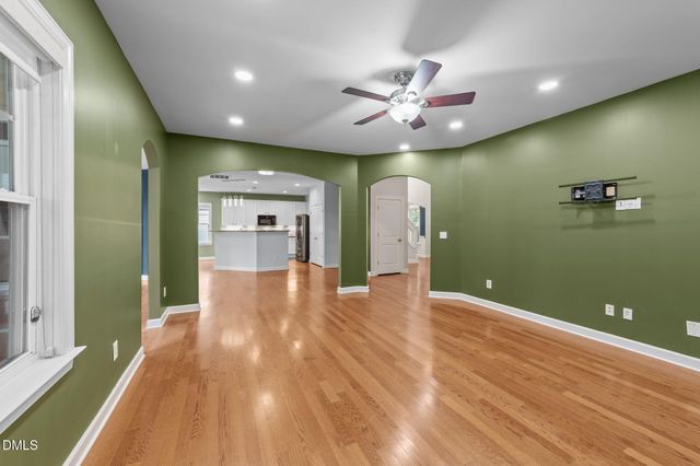 842 New Charleston Drive, Fuquay Varina, NC 27526