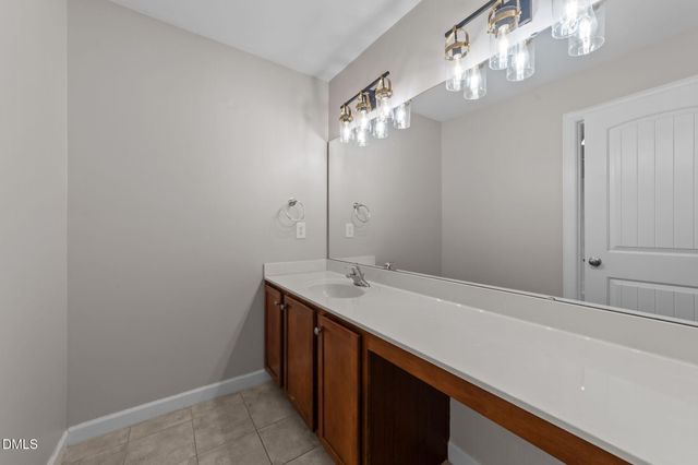 842 New Charleston Drive, Fuquay Varina, NC 27526