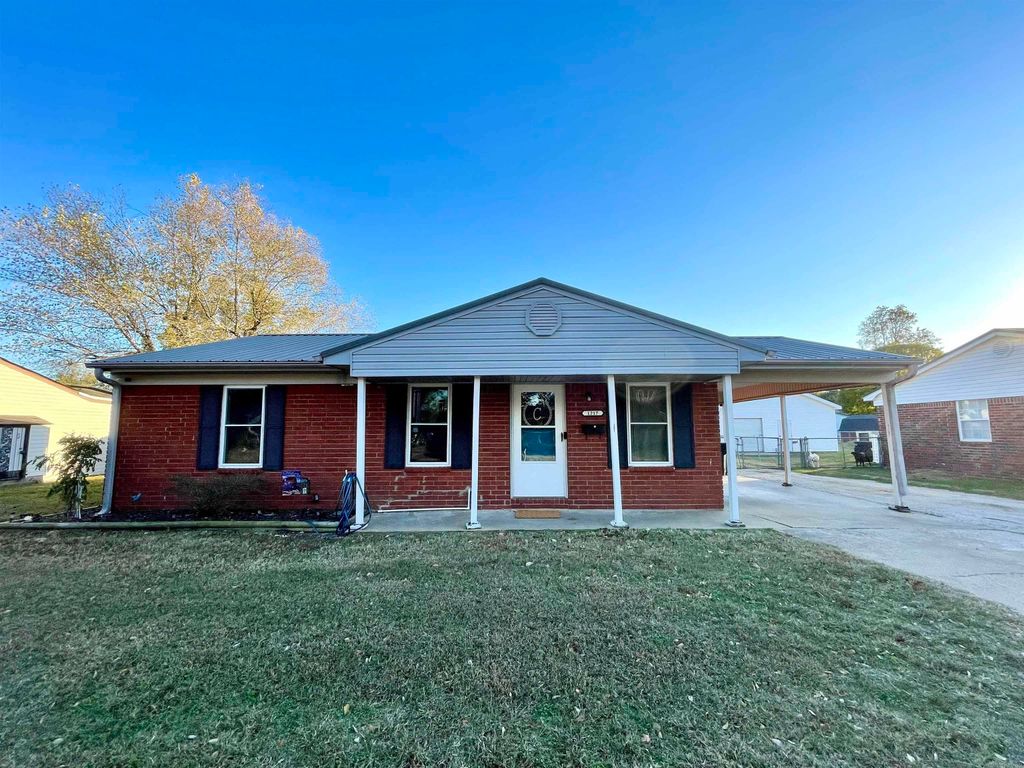 1217 2nd Street, Trumann, AR 72472
