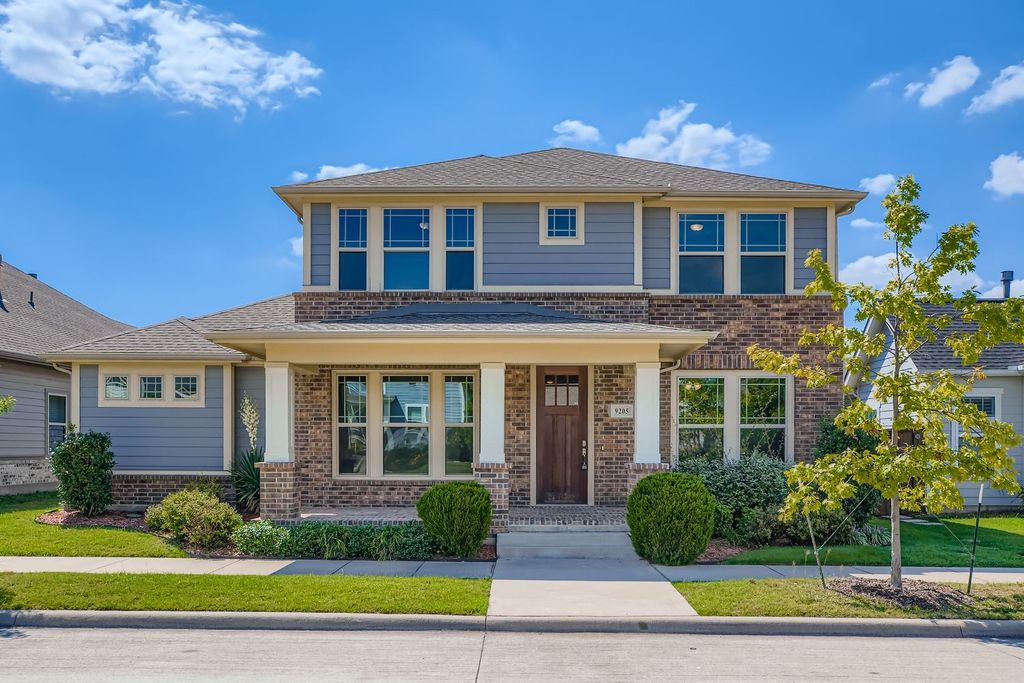 9205 Lamar Street, Rowlett, TX 75089