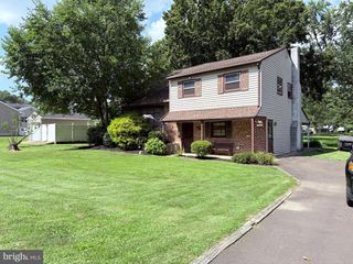 324 EASTWOOD AVE, Feasterville-trevose, PA 19053