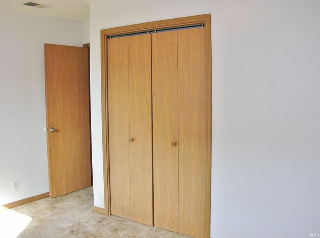 1045 Hensz Avenue, Evansville, IN 47711