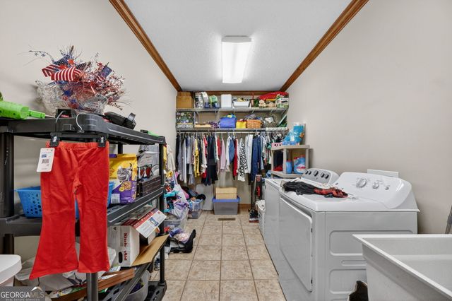 179 Stone Edge Drive, Gray, GA 31032