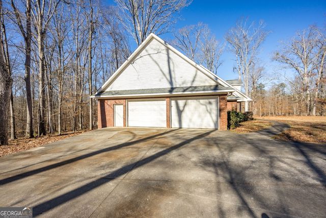 179 Stone Edge Drive, Gray, GA 31032