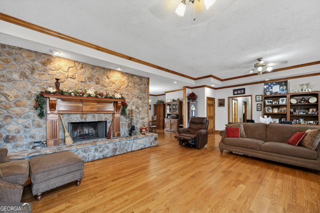 179 Stone Edge Drive, Gray, GA 31032