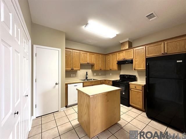 9250 Pecan Tree Dr, Baton Rouge, LA 70810