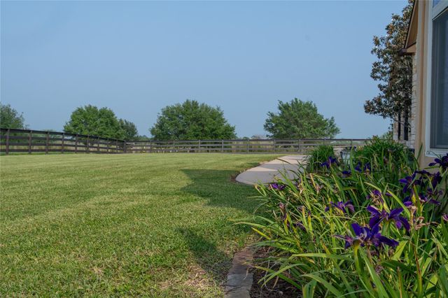 8271 Fm 529 Rd, Bellville, TX 77418