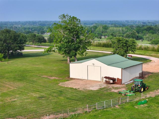 8271 Fm 529 Rd, Bellville, TX 77418