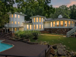 1619 Otter Creek Rd, Nashville, TN 37215
