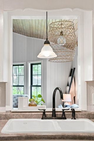 301 Walnut Lane, Apple Valley, MN 55124