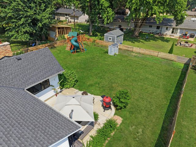 301 Walnut Lane, Apple Valley, MN 55124