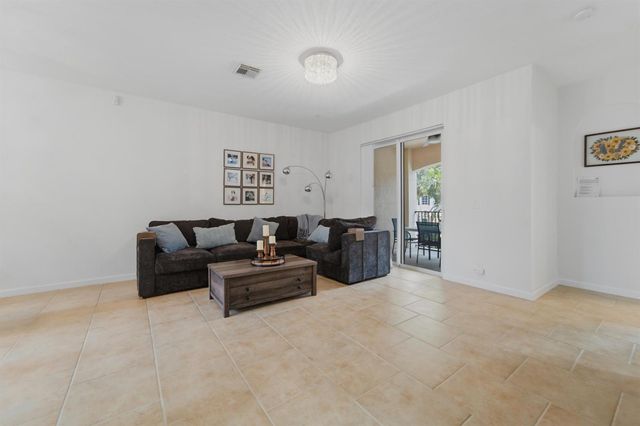 4542 Danson Way, Delray Beach, FL 33445