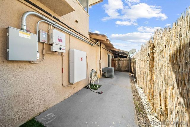 1250 E Madison Ave C, El Cajon, CA 92021