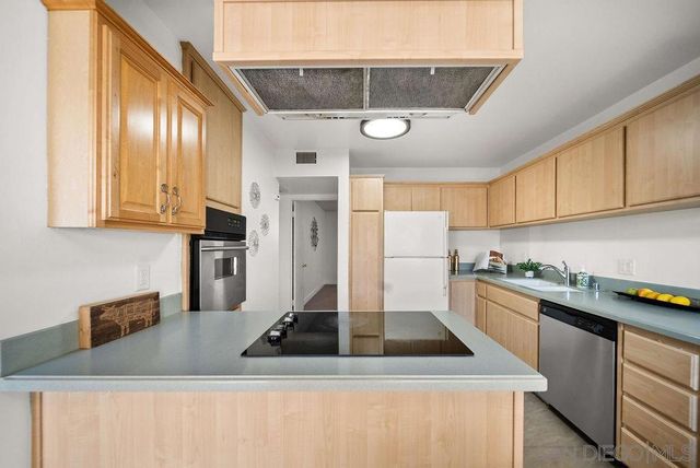 1250 E Madison Ave C, El Cajon, CA 92021