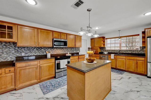 6019 Firefly Dr, Pensacola, FL 32507