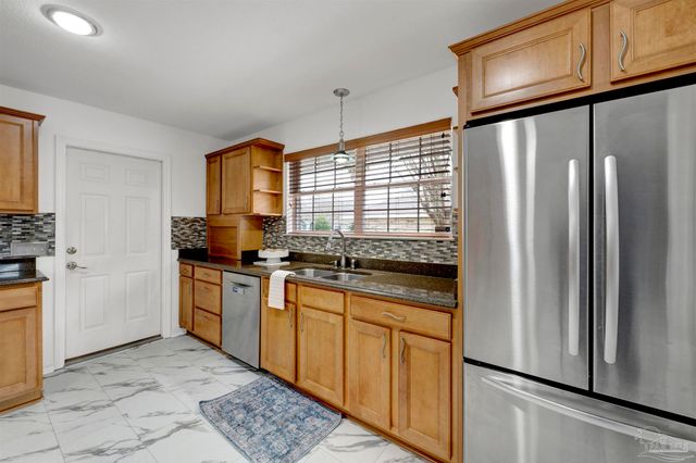 6019 Firefly Dr, Pensacola, FL 32507