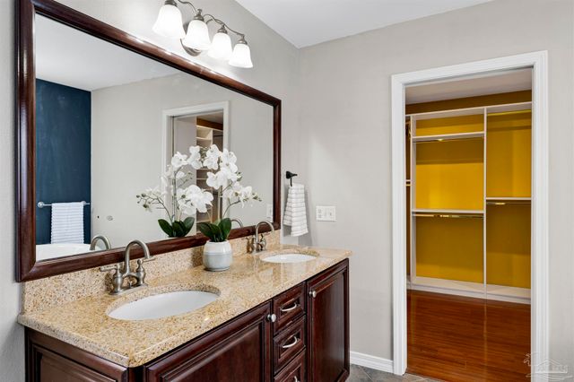 6019 Firefly Dr, Pensacola, FL 32507