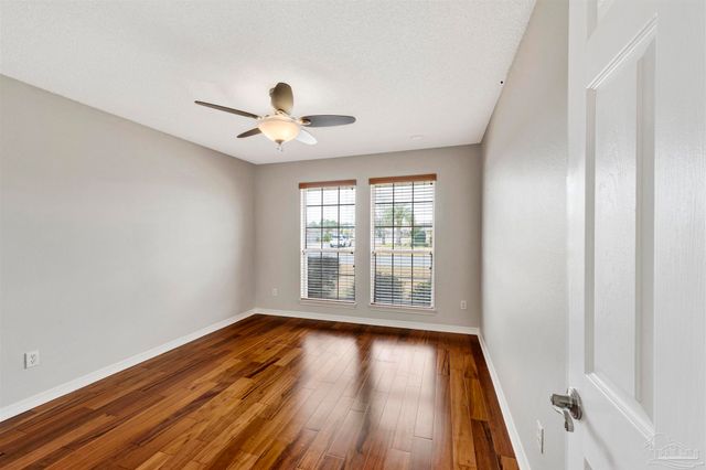 6019 Firefly Dr, Pensacola, FL 32507