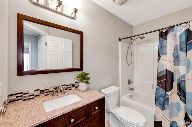 6019 Firefly Dr, Pensacola, FL 32507