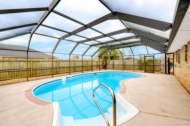 6019 Firefly Dr, Pensacola, FL 32507