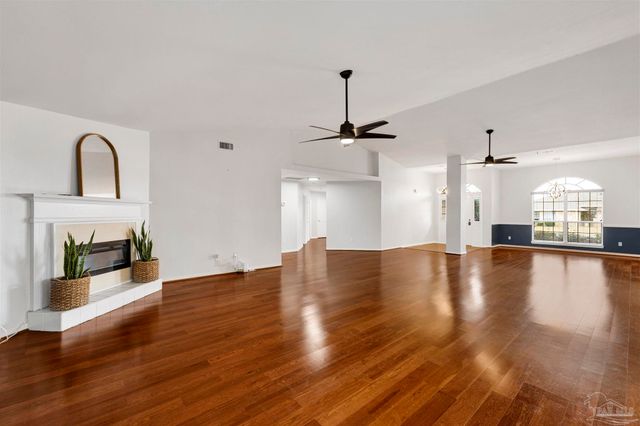 6019 Firefly Dr, Pensacola, FL 32507