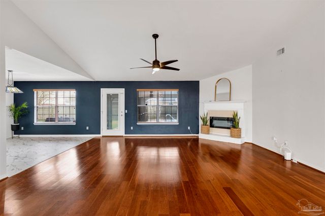 6019 Firefly Dr, Pensacola, FL 32507