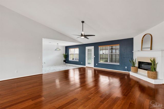 6019 Firefly Dr, Pensacola, FL 32507