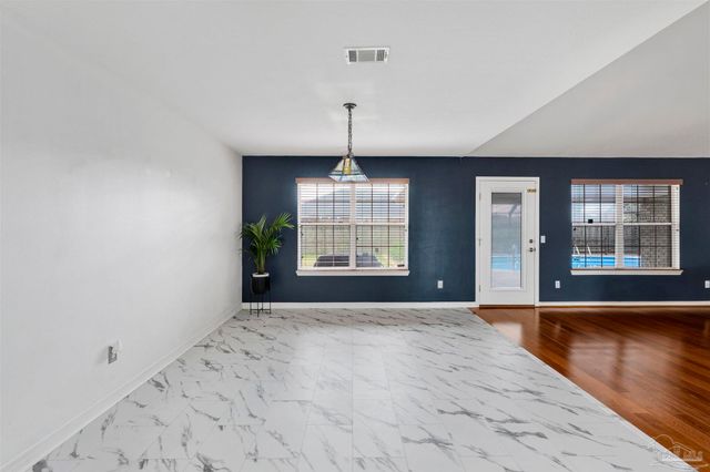 6019 Firefly Dr, Pensacola, FL 32507