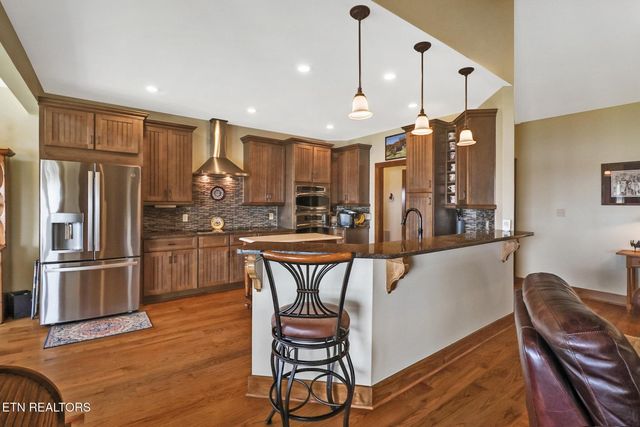 1201 Bridle Trl, Spencer, TN 38585