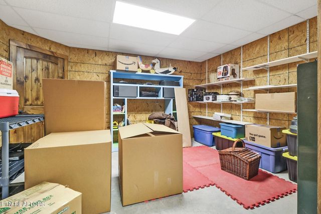 1201 Bridle Trl, Spencer, TN 38585