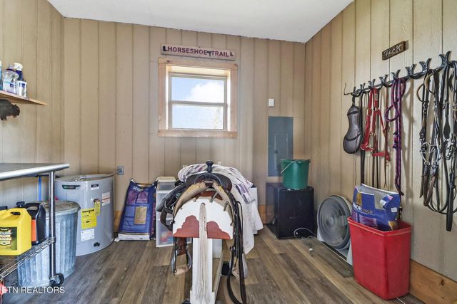 1201 Bridle Trl, Spencer, TN 38585