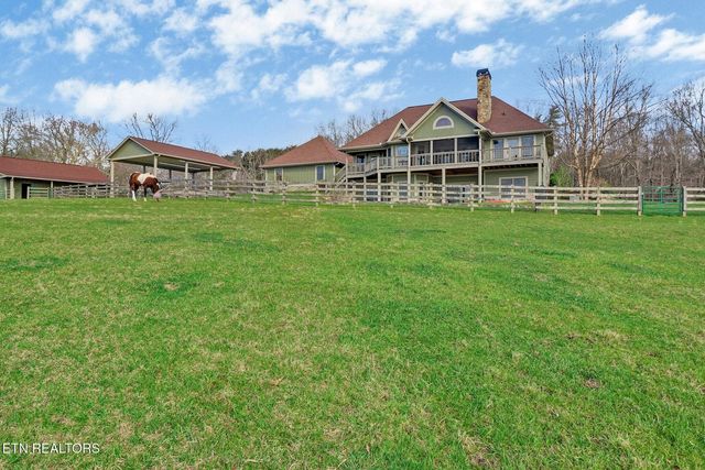 1201 Bridle Trl, Spencer, TN 38585