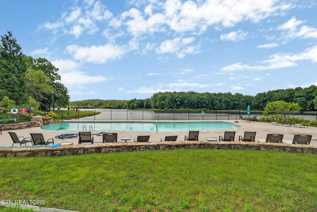 1201 Bridle Trl, Spencer, TN 38585