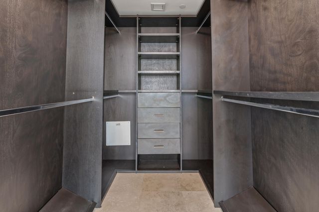 888 Biscayne Boulevard 3702, Miami, FL 33132