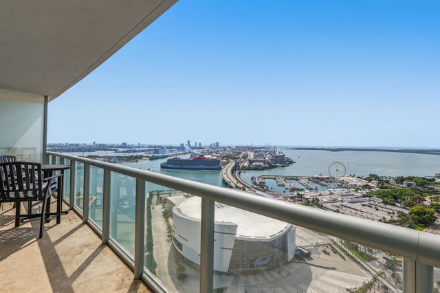 888 Biscayne Boulevard 3702, Miami, FL 33132