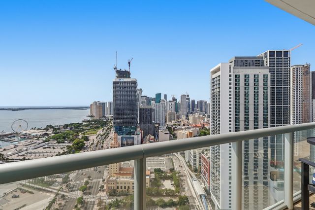 888 Biscayne Boulevard 3702, Miami, FL 33132
