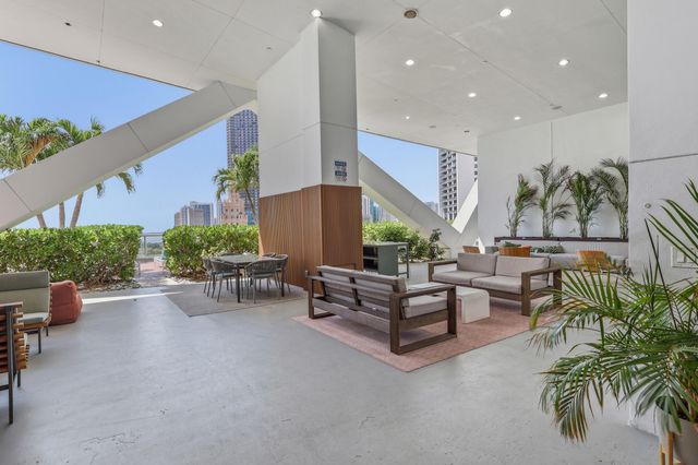 888 Biscayne Boulevard 3702, Miami, FL 33132