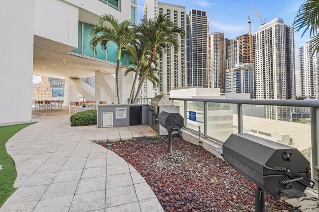 888 Biscayne Boulevard 3702, Miami, FL 33132