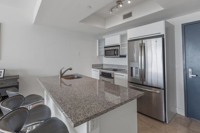 888 Biscayne Boulevard 3702, Miami, FL 33132