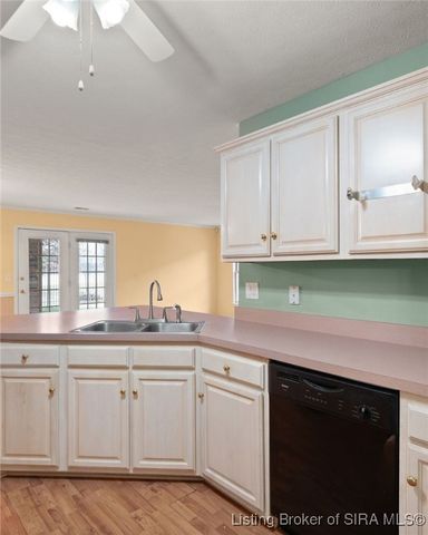 1723 Summerlin Place, Jeffersonville, IN 47130