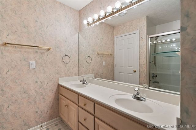 1723 Summerlin Place, Jeffersonville, IN 47130