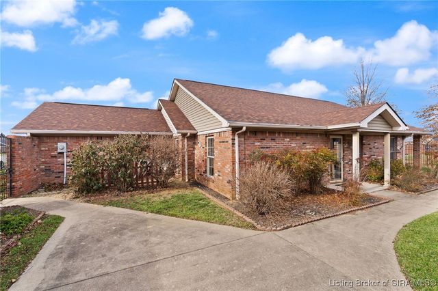 1723 Summerlin Place, Jeffersonville, IN 47130