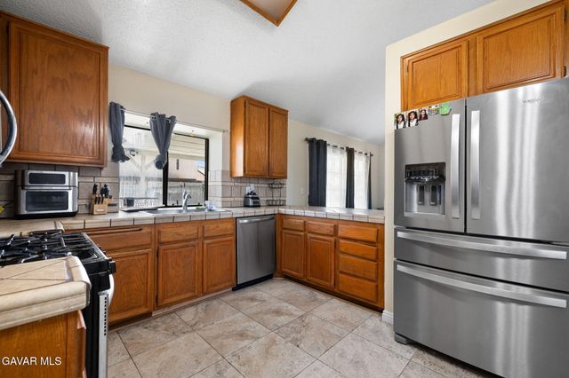 37752 Lupine Street, Palmdale, CA 93552