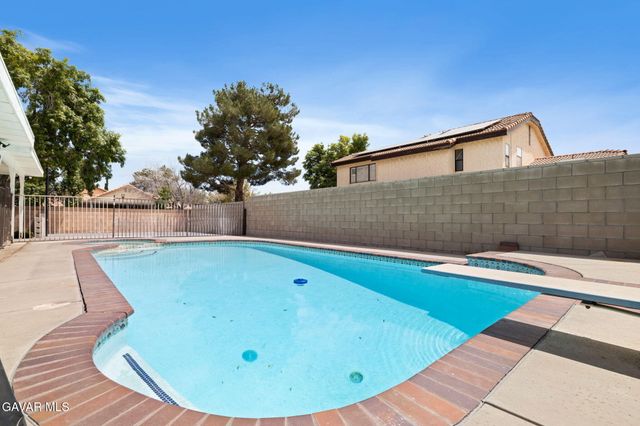 37752 Lupine Street, Palmdale, CA 93552