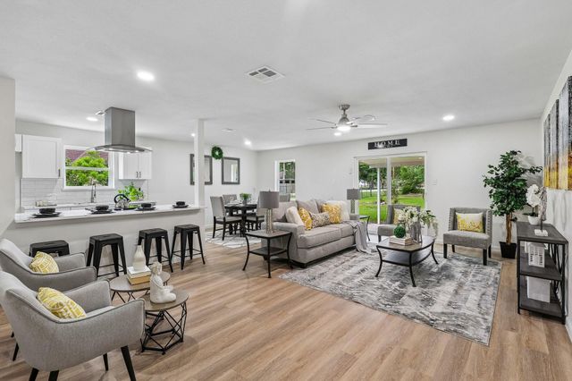2703 N Colosseum Court, New Caney, TX 77357