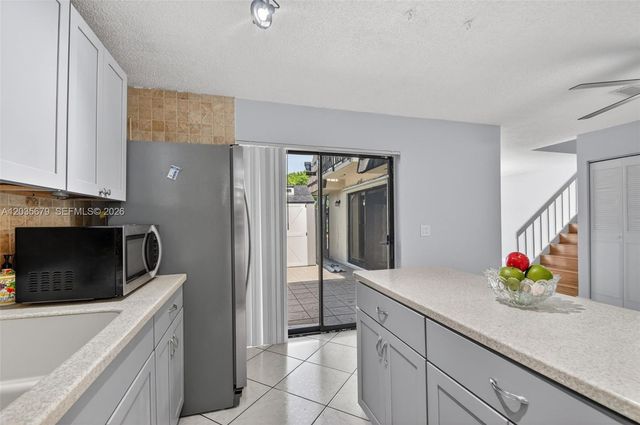 1534 Forest Lakes Cir A, West Palm Beach, FL 33406