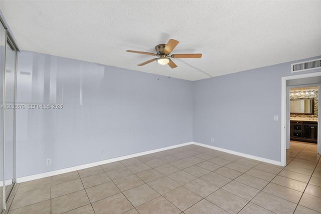 1534 Forest Lakes Cir A, West Palm Beach, FL 33406