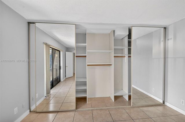 1534 Forest Lakes Cir A, West Palm Beach, FL 33406